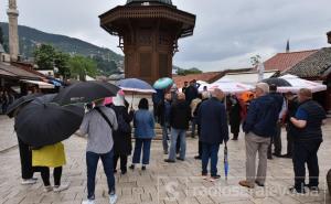 Građani se okupili ispred Sebilja: Podrška hafizu Musiću